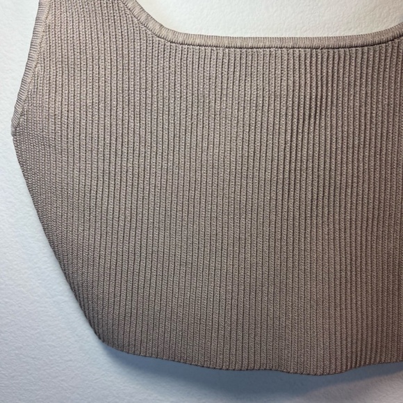 Aritzia Babaton Women's Sculpt Knit Squareneck Ribbed Cropped Tank Tan Top Small - Picture 3 of 7